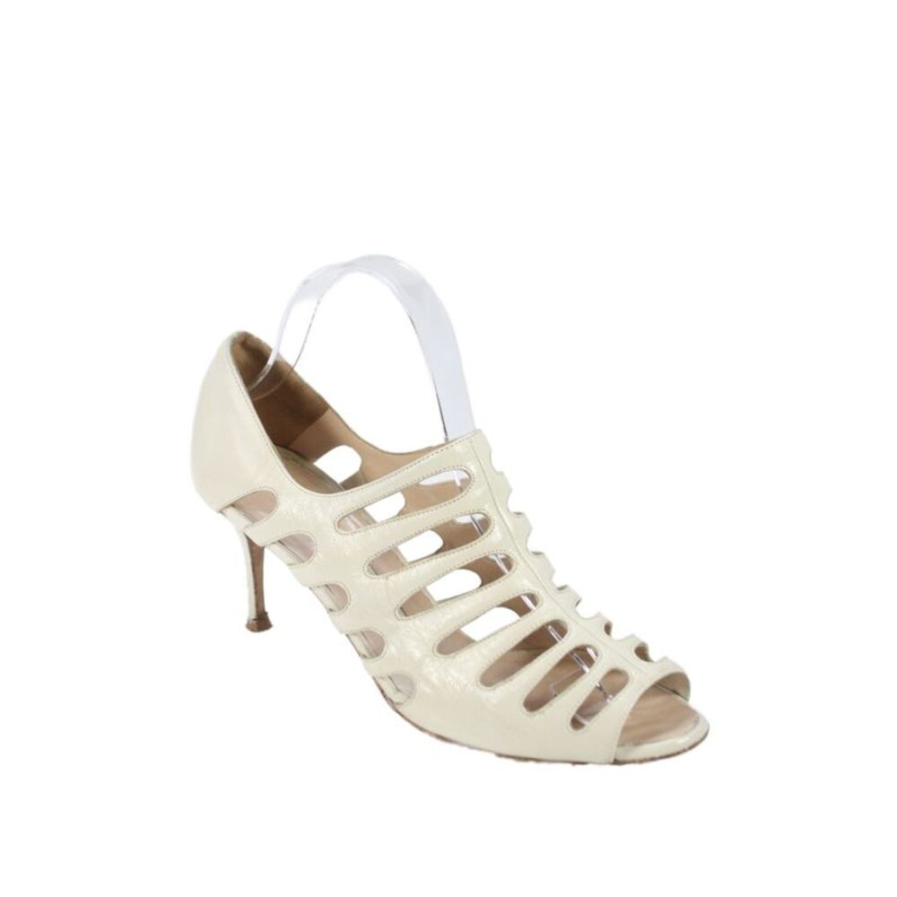 Manolo Blahnik Women's Open Toe Cut-Outs Leather Mule Sandals Cream Size 39.5